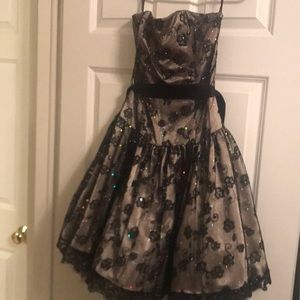 Black lace with beige underlay strapless sz 2